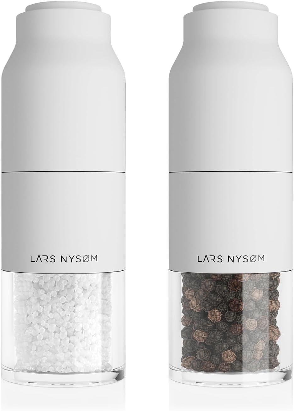 Lars NYSM Salt Pepper Mill Set