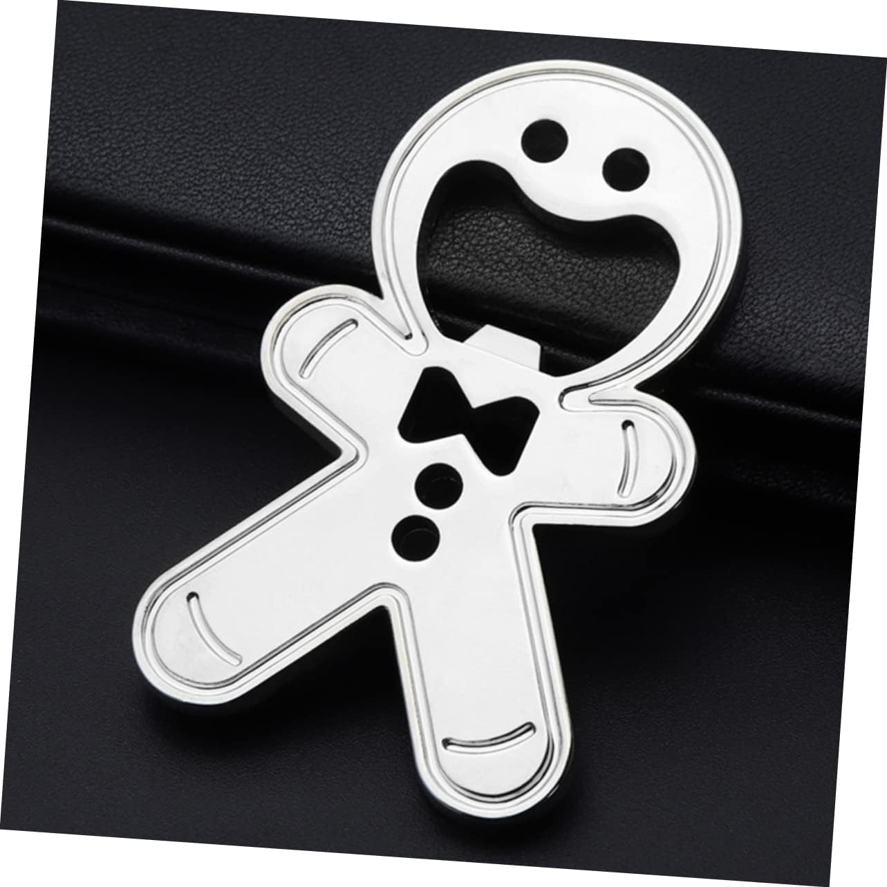 LABRIMP 2pcs Gingerbread Man Bottle Opener Can Cooler Holder