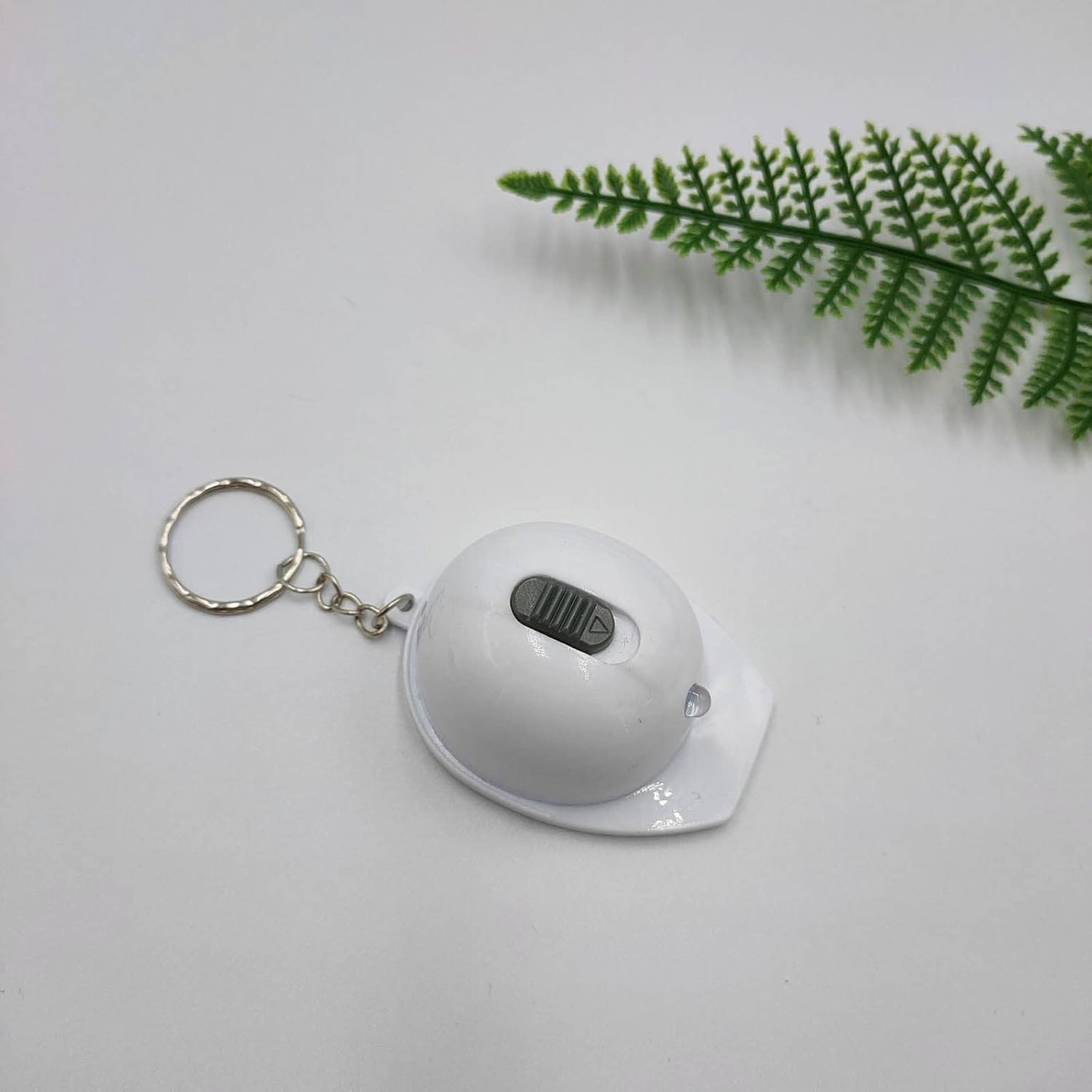 Ergonomic and Space-Optimizing Wine and Bottle Opener