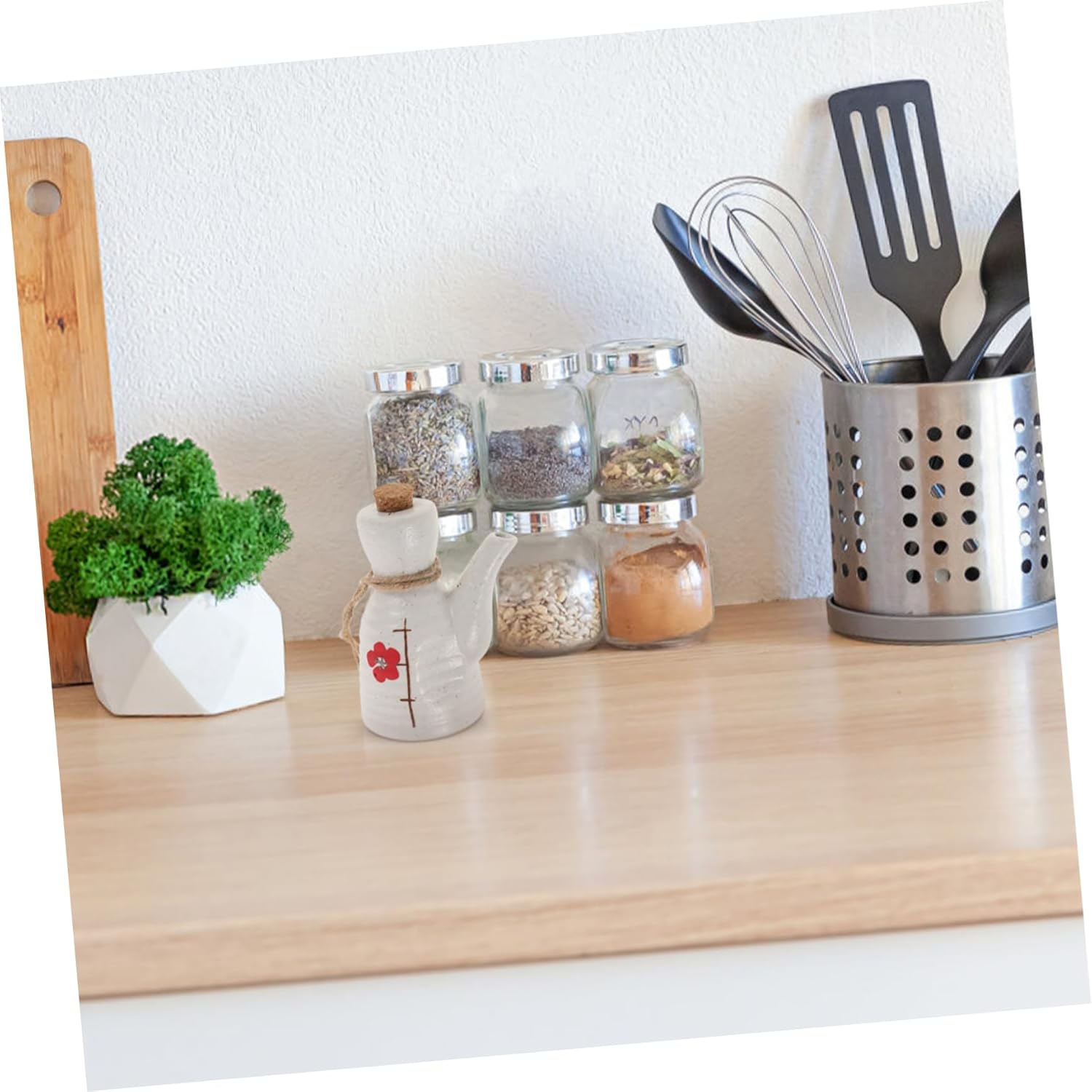 Sturdy Ceramic Oil Dispenser for Soy Sauce Vinegar