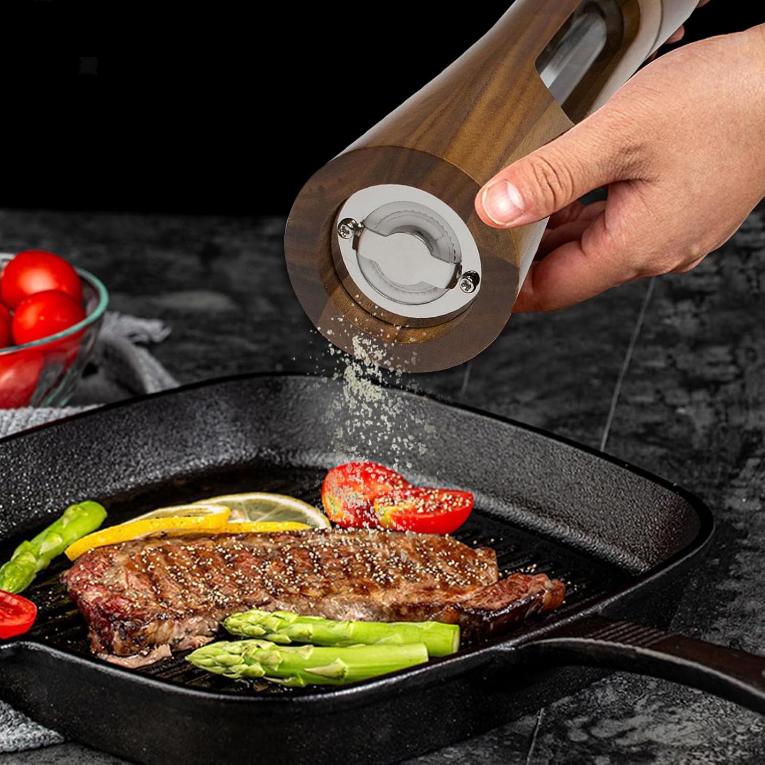 Discover the perfect blend with our premium manual salt and pepper grinder set