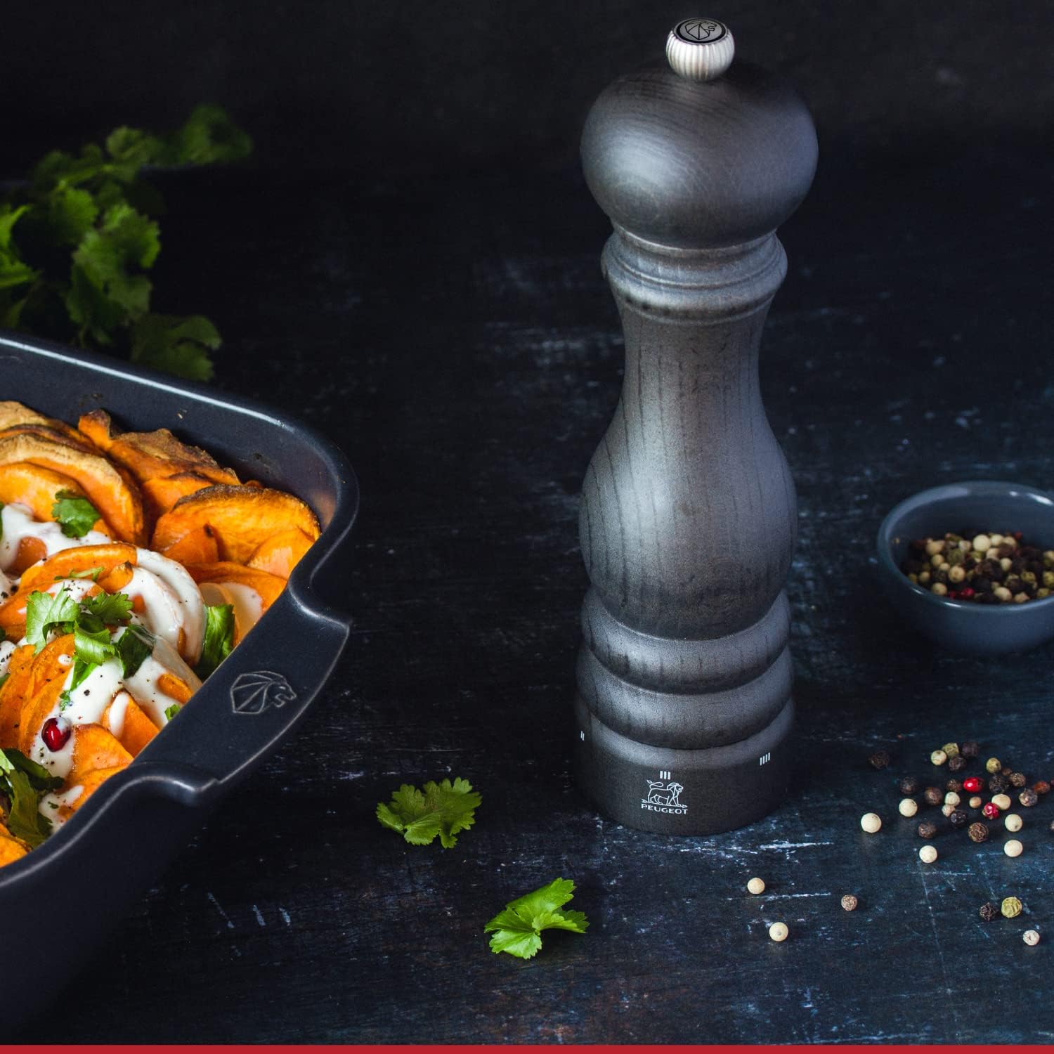 Peugeot Paris USelect Adjustable Pepper Mill - Beechwood Design Precision Grind French Craft